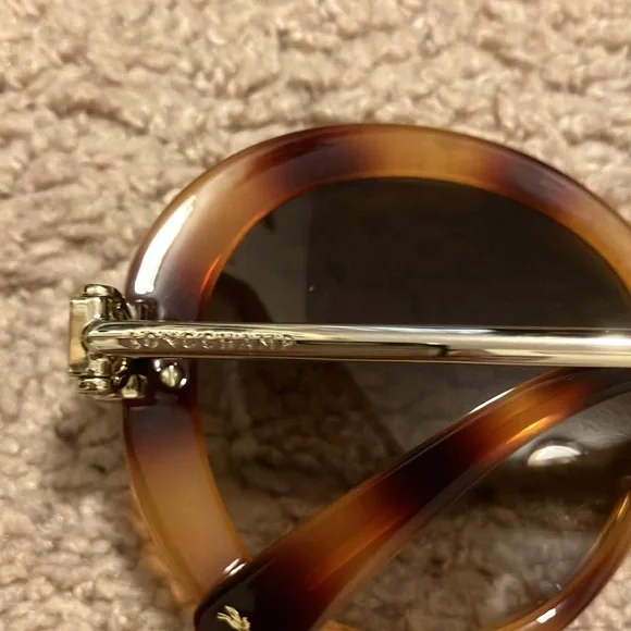 Longchamp tortoise shell sunglasses - Picture 3 of 9